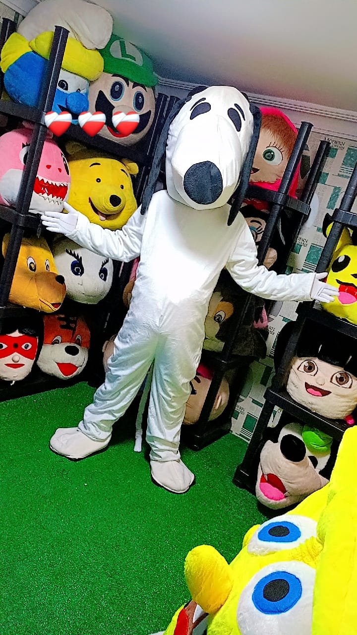 الكلب الابيض